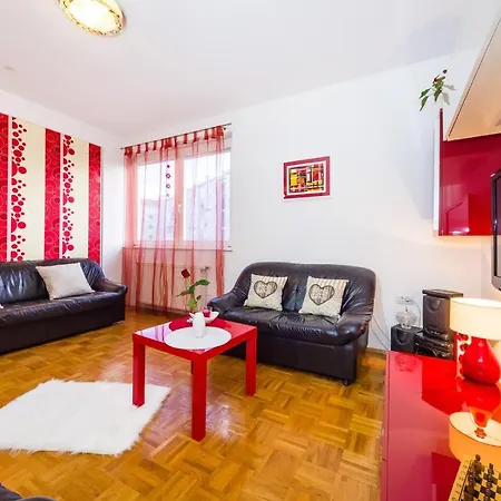 Apartment Petra *