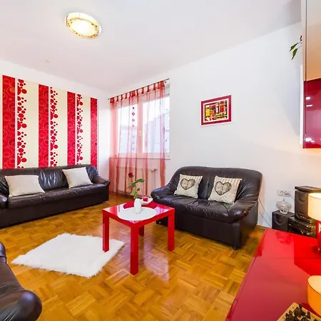 Apartment Petra