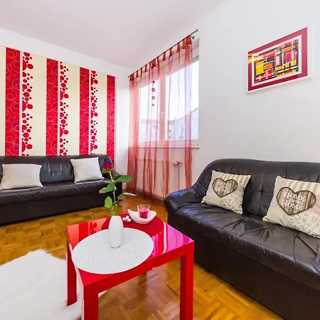 Apartment Petra *