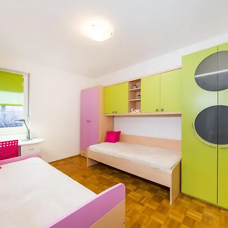 Apartment Petra *