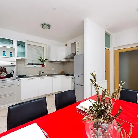 Apartment Petra Zadar